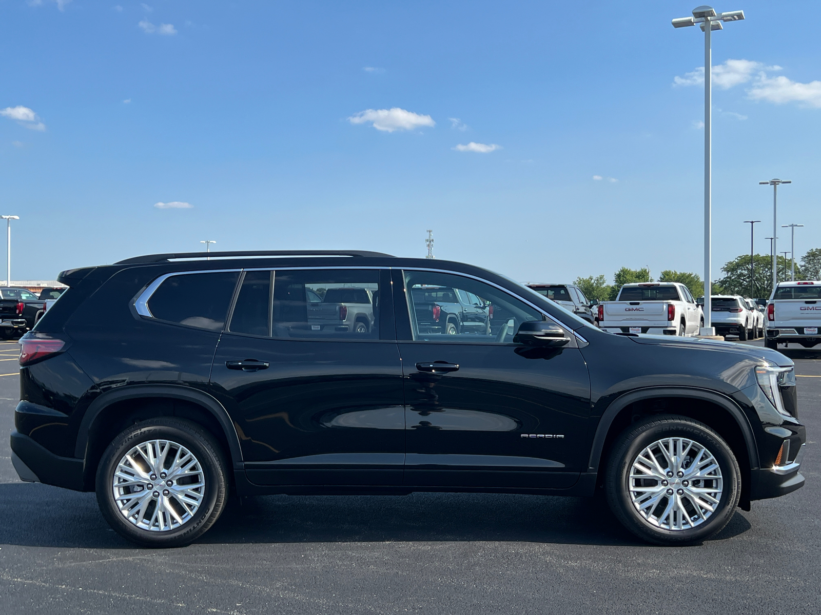 2024 GMC Acadia Elevation 9