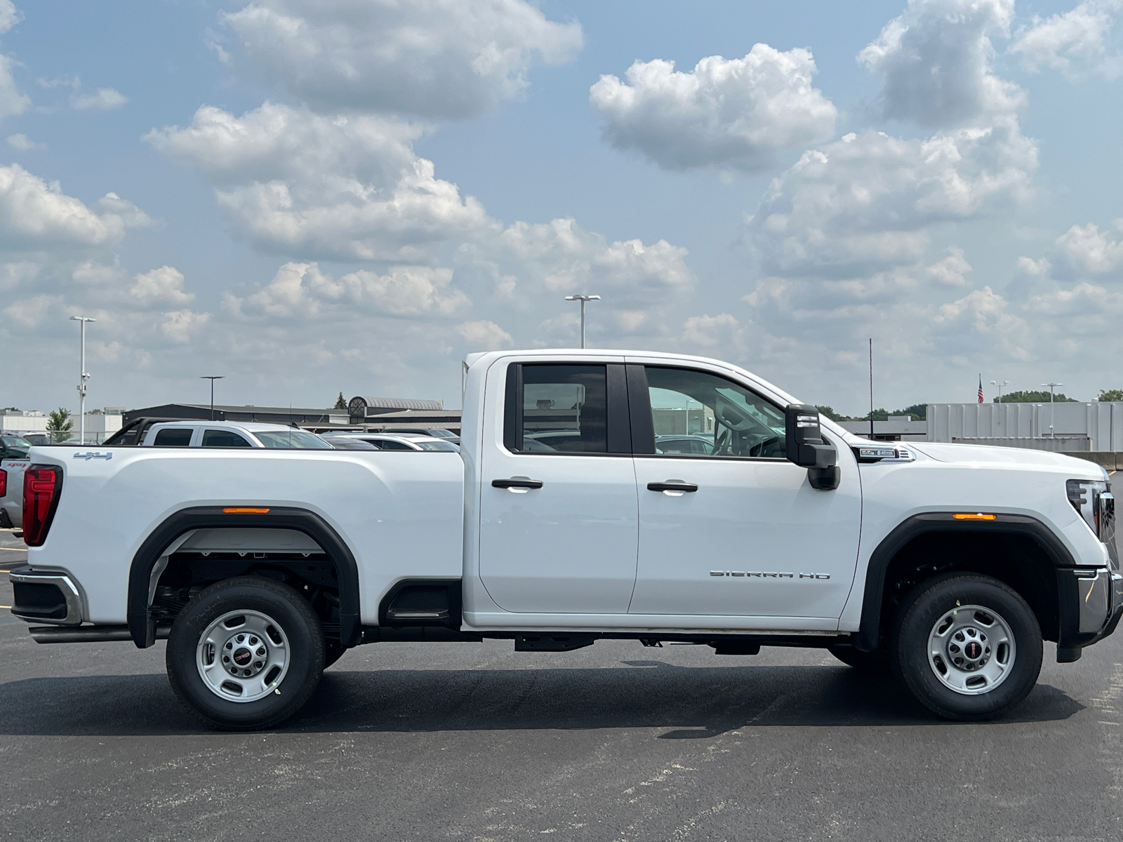 2024 GMC Sierra 2500HD Pro 9