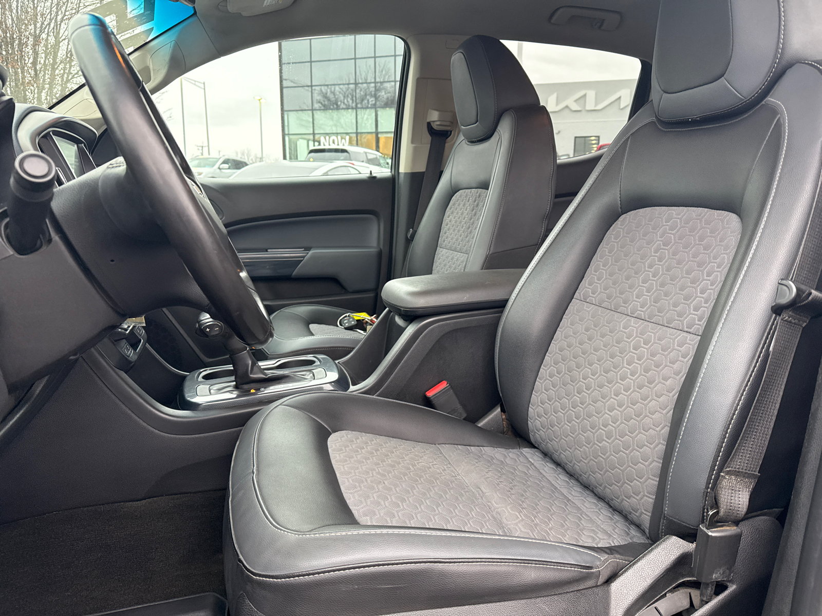 2015 Chevrolet Colorado Z71 15