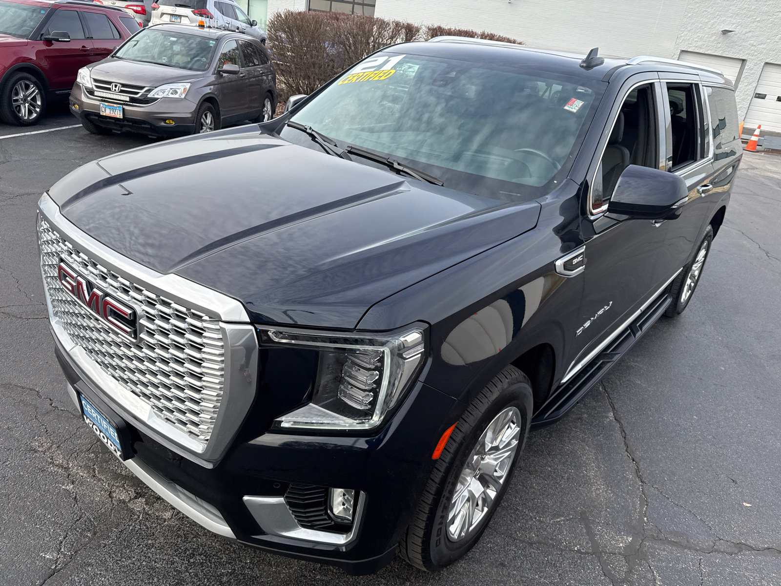 2021 GMC Yukon XL Denali 10