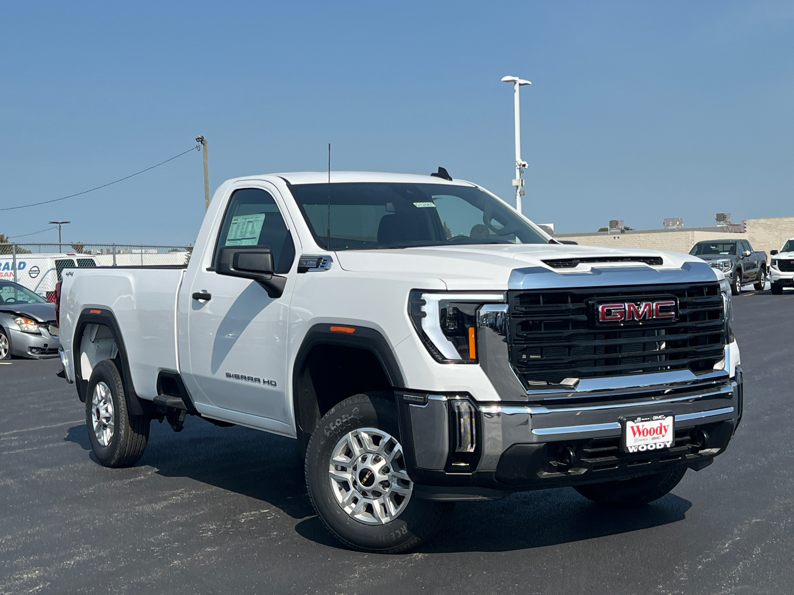 2024 GMC Sierra 2500HD Pro 2