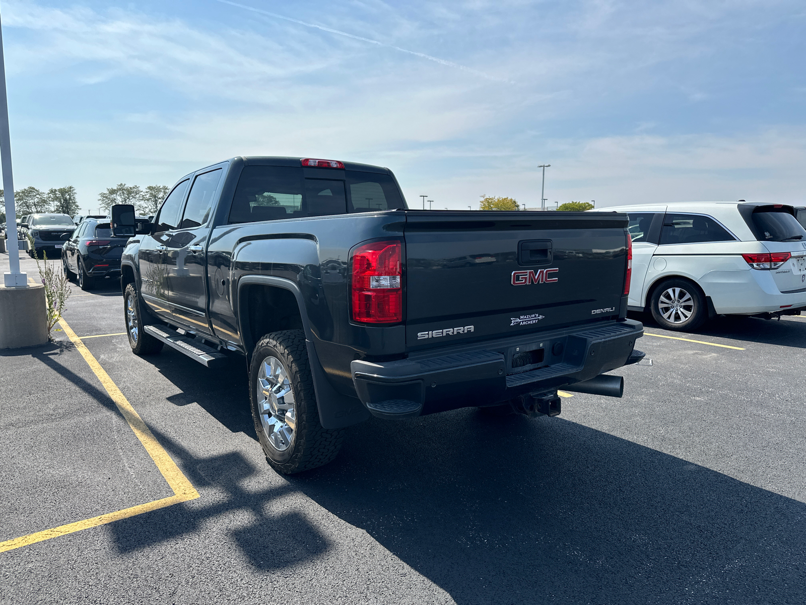 2017 GMC Sierra 2500HD Denali 3