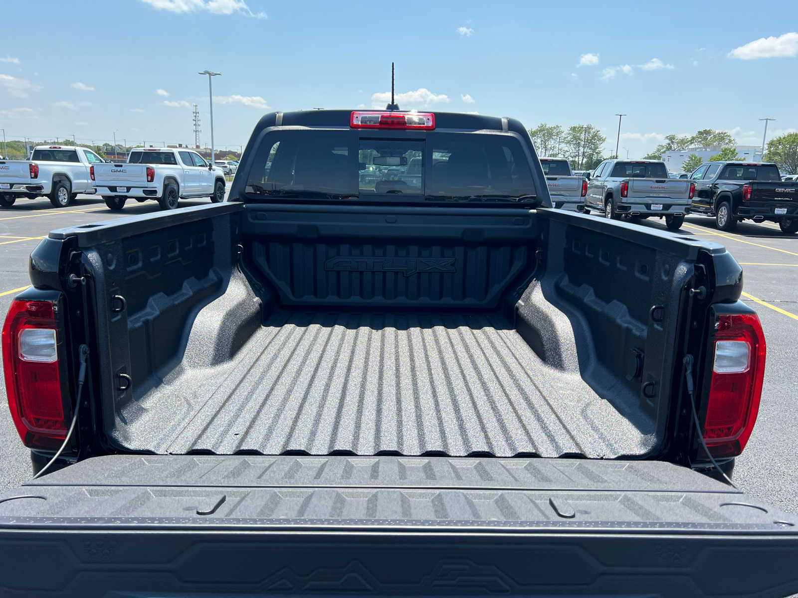 2024 GMC Canyon AT4X 34