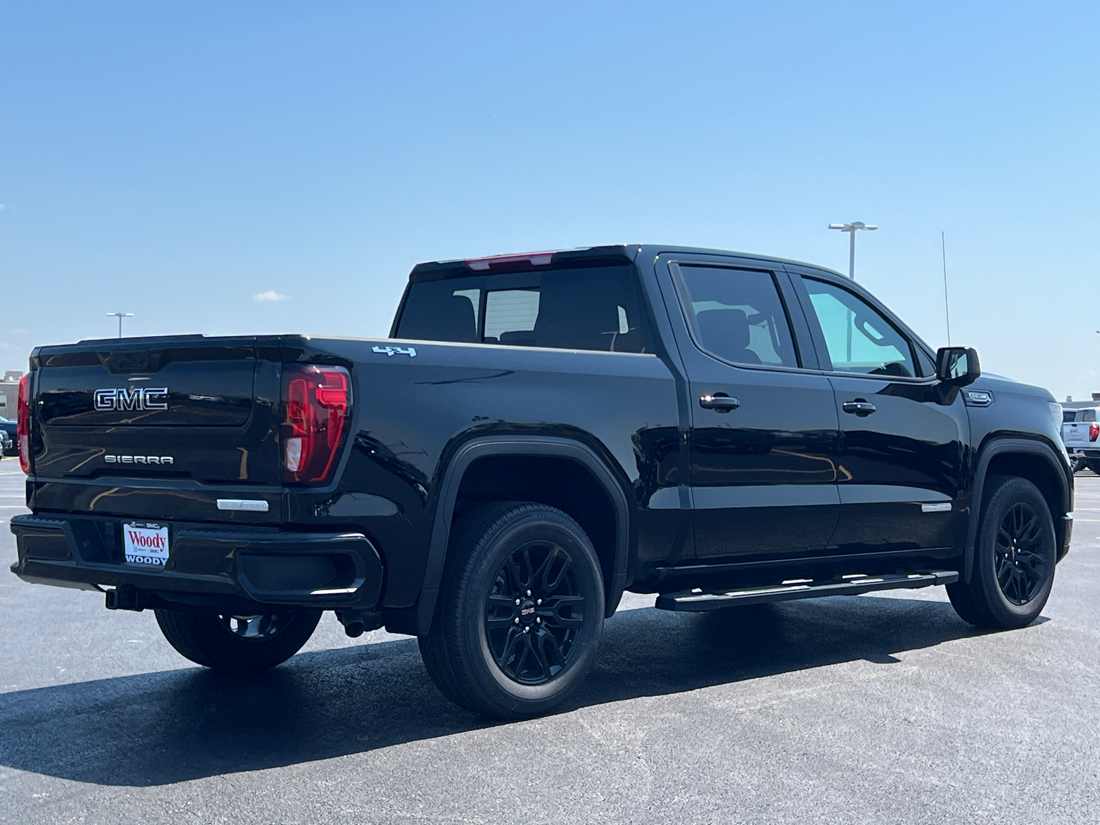 2024 GMC Sierra 1500 Elevation 8