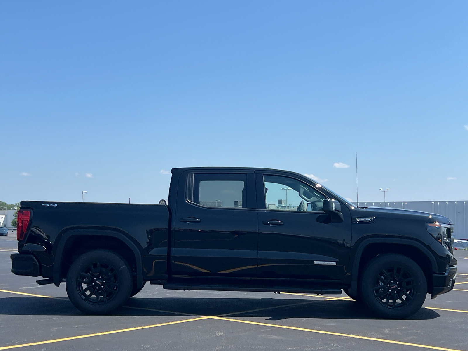 2024 GMC Sierra 1500 Elevation 9