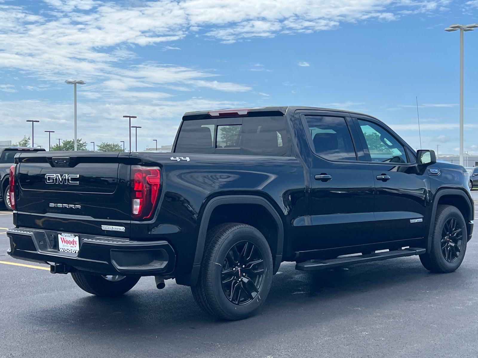 2024 GMC Sierra 1500 Elevation 8