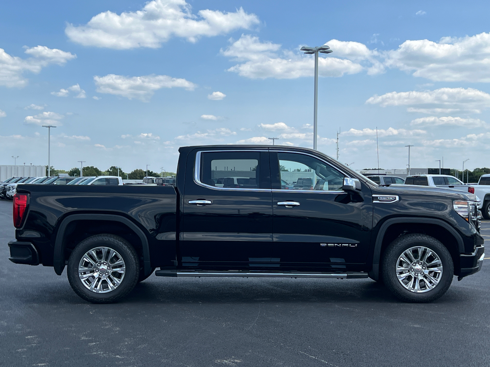 2024 GMC Sierra 1500 Denali 9