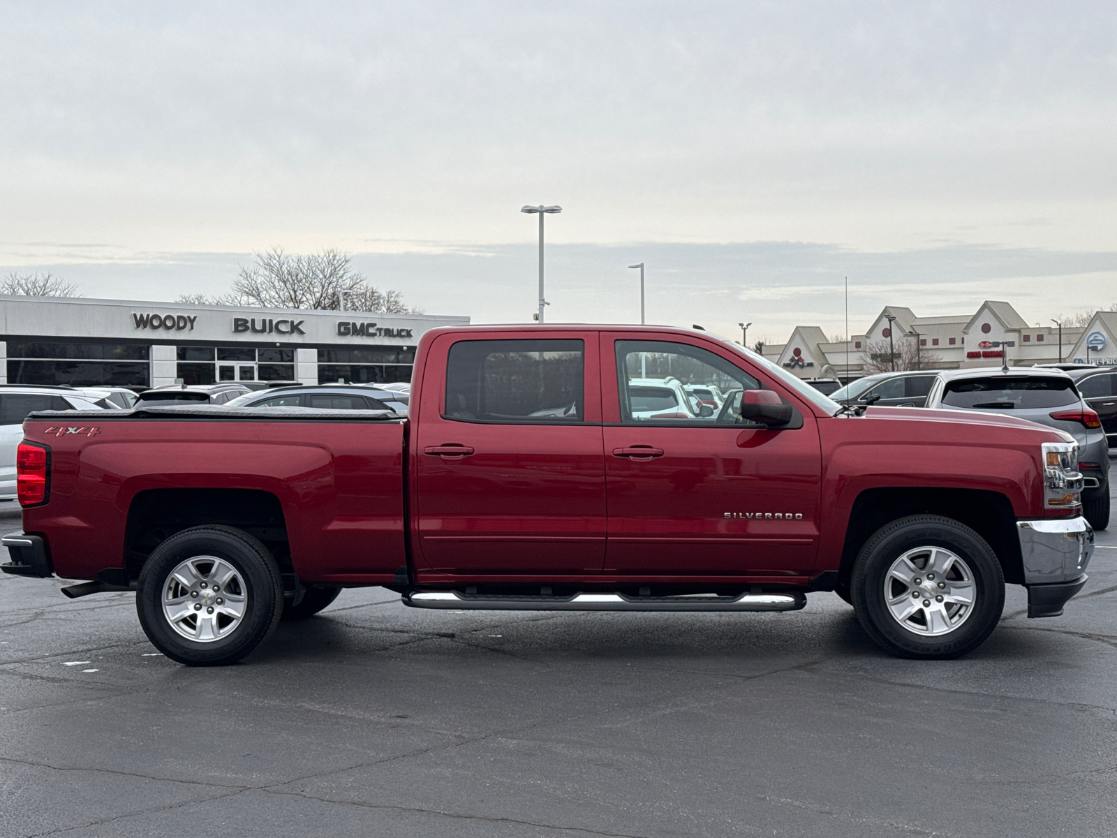 2018 Chevrolet Silverado 1500 LT 9