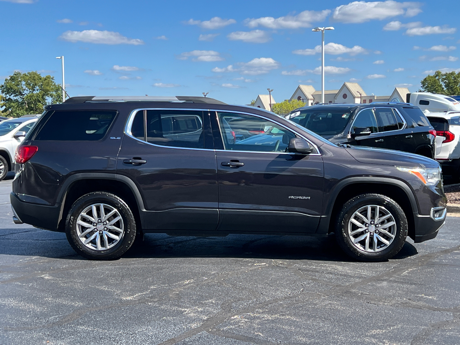 2017 GMC Acadia SLE-2 9