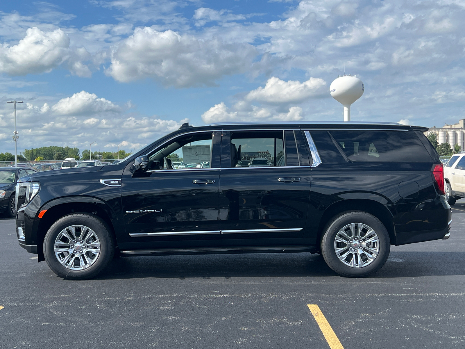 2024 GMC Yukon XL Denali 5