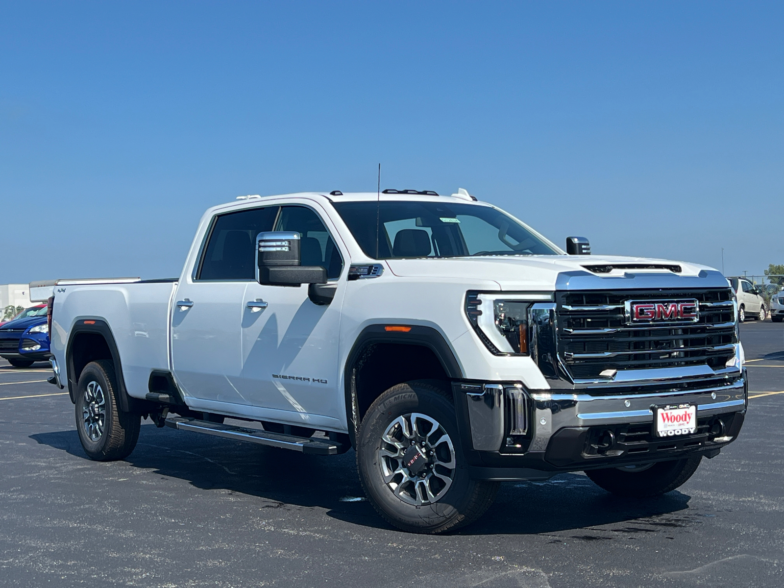 2024 GMC Sierra 2500HD SLT 2