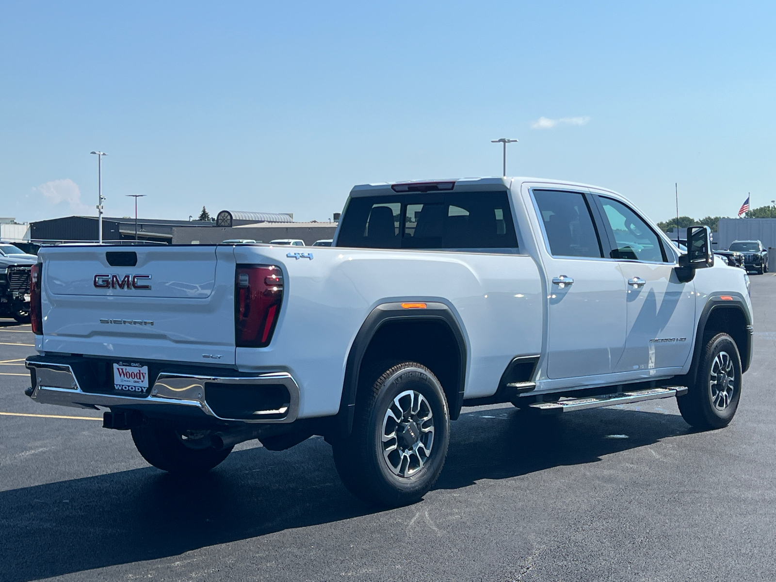 2024 GMC Sierra 2500HD SLT 8