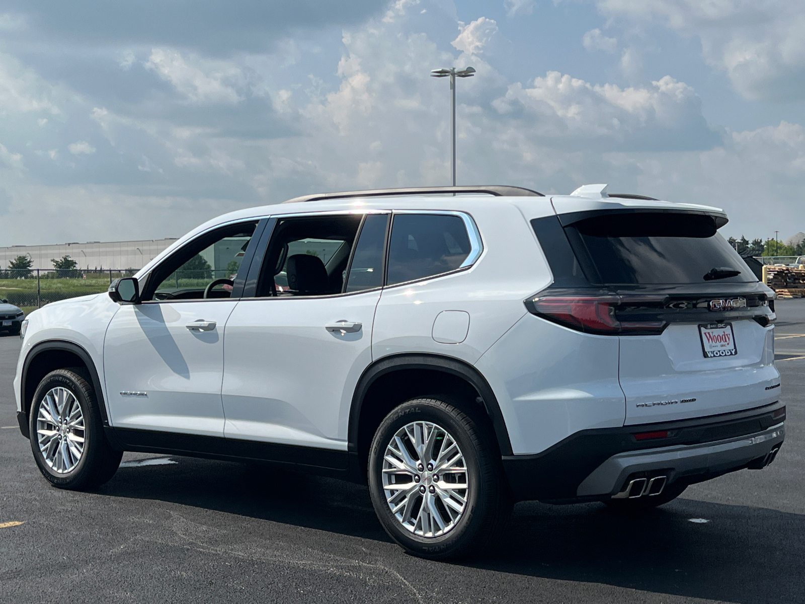 2024 GMC Acadia Elevation 6