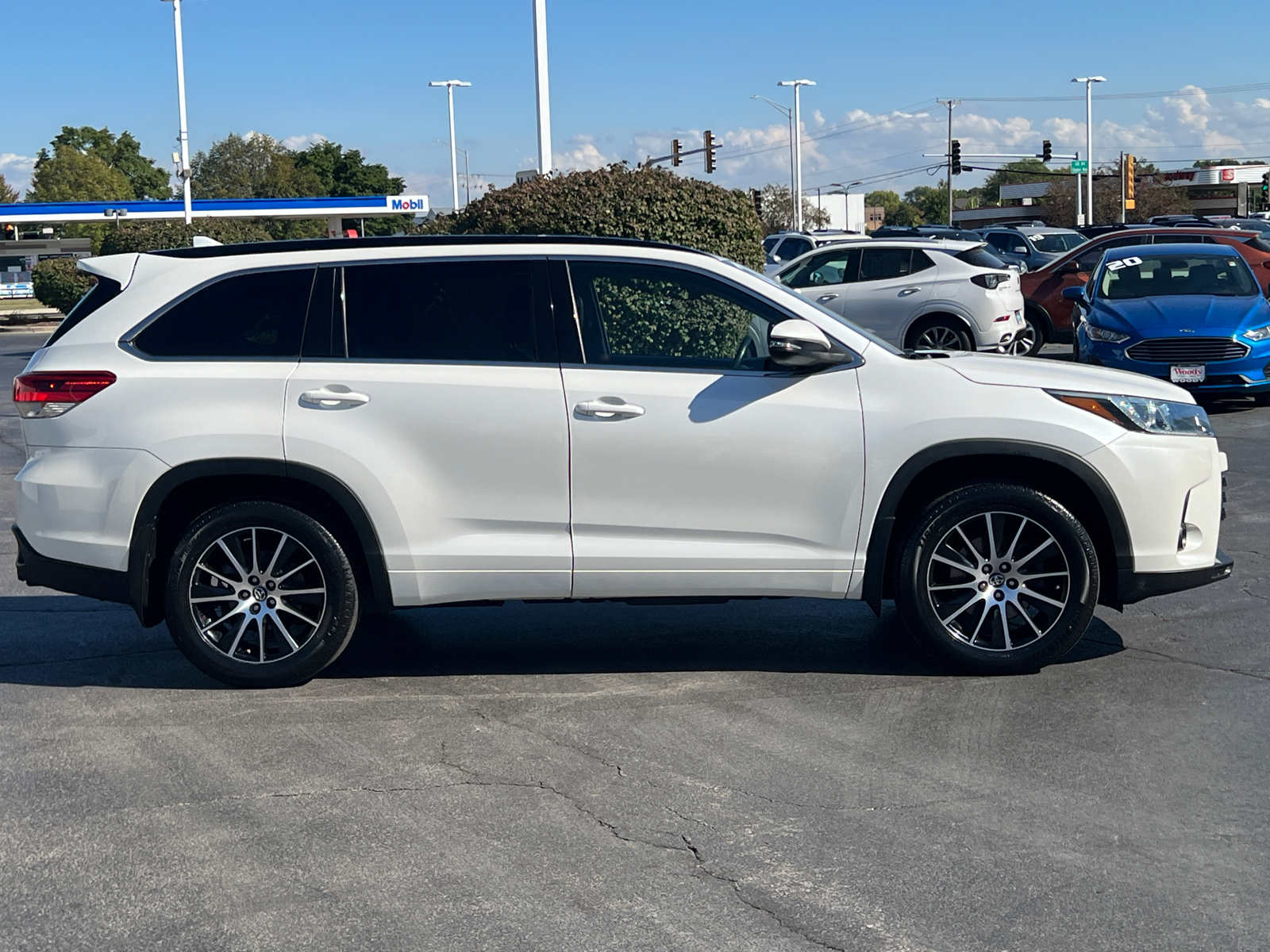 2017 Toyota Highlander XLE 9