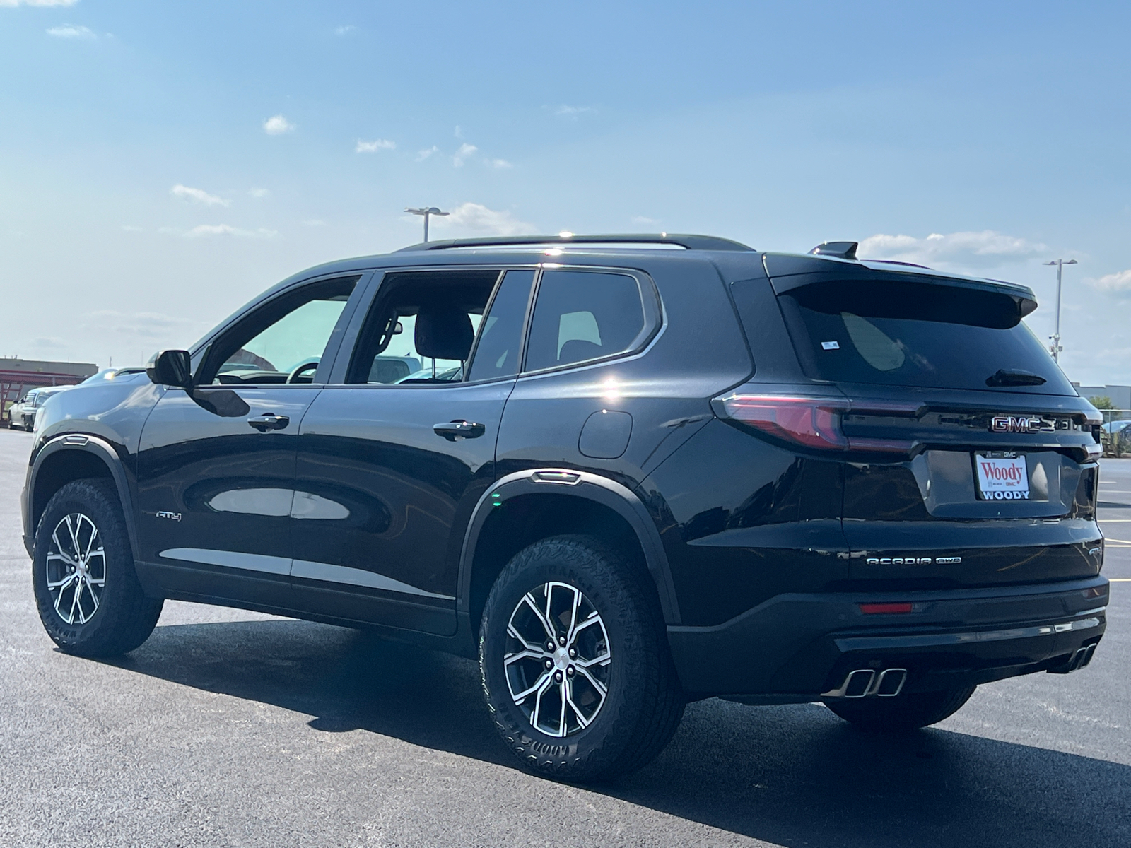 2024 GMC Acadia AT4 6