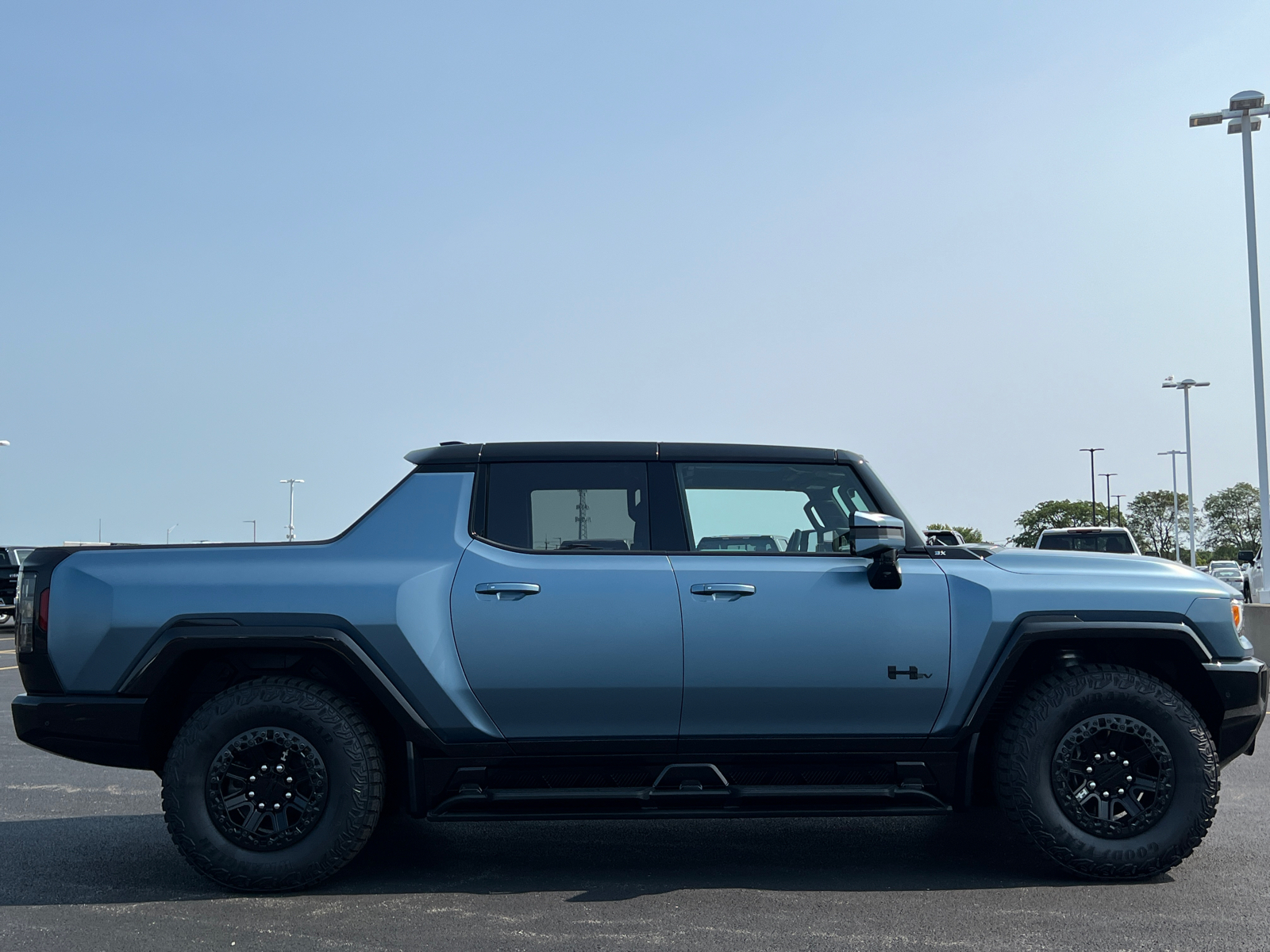 2024 GMC Hummer EV Pickup 3X 10