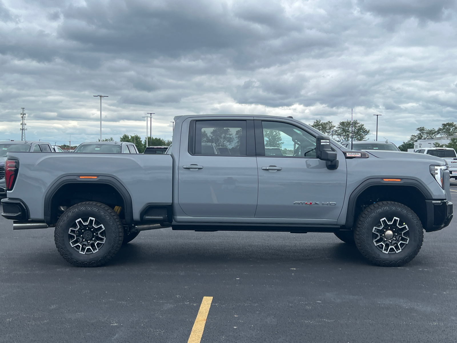 2024 GMC Sierra 2500HD AT4X 9