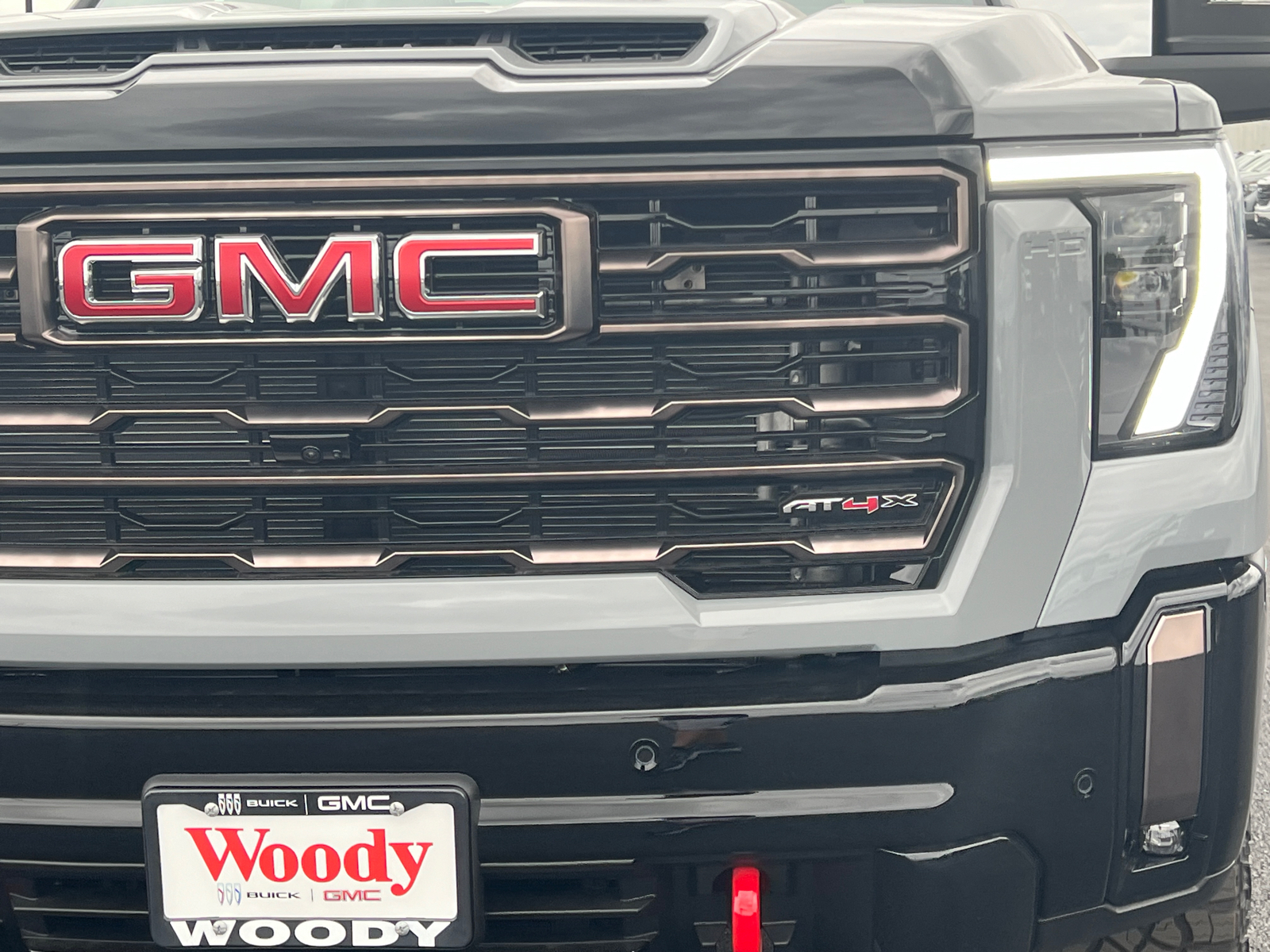 2024 GMC Sierra 2500HD AT4X 10