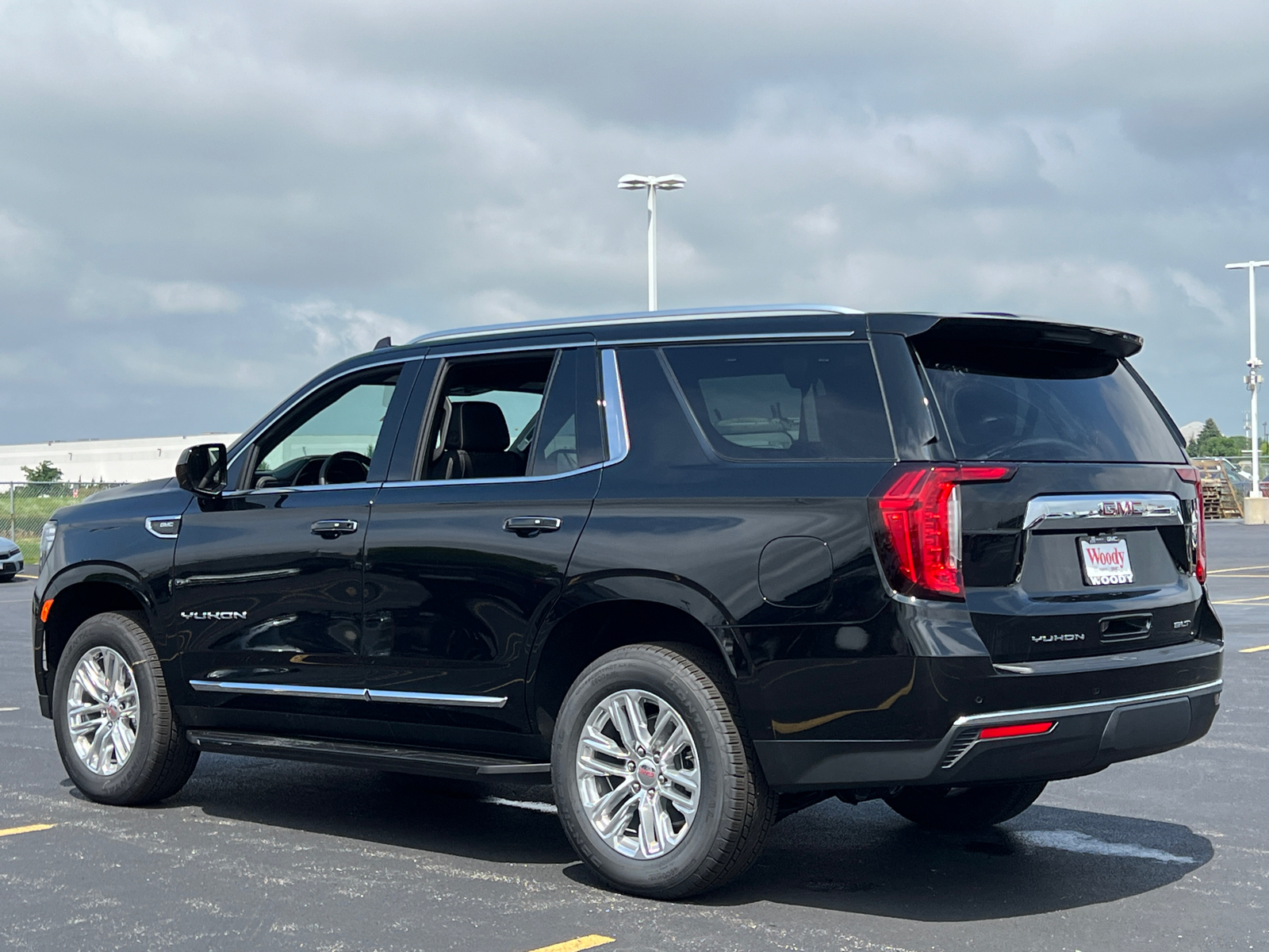 2024 GMC Yukon SLT 6