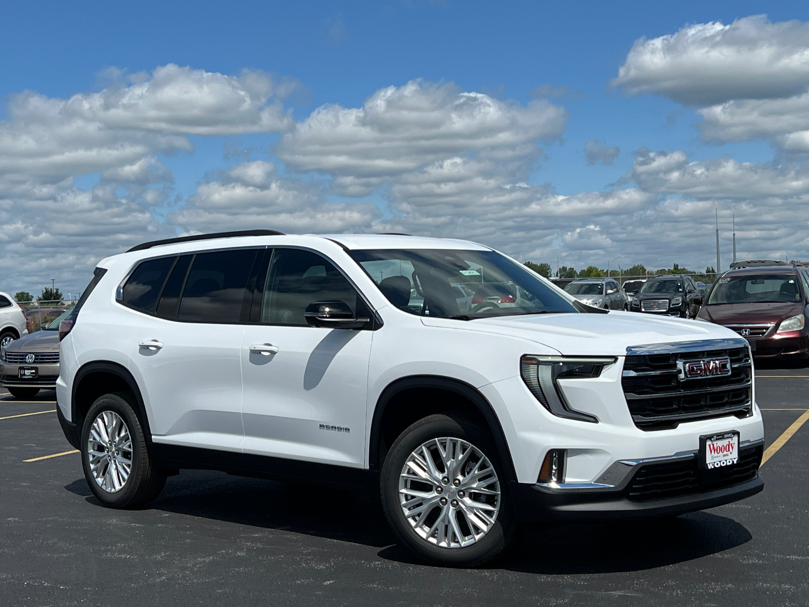 2024 GMC Acadia Elevation 2