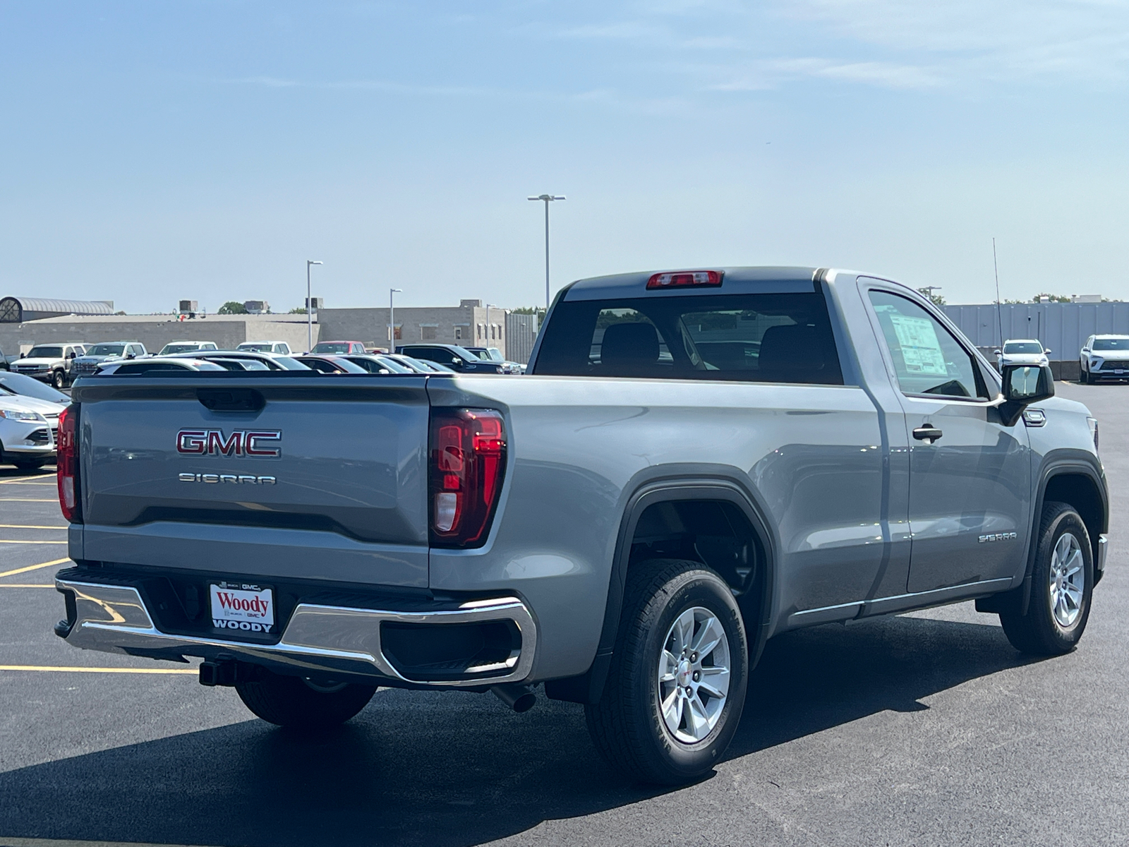 2024 GMC Sierra 1500 Pro 8