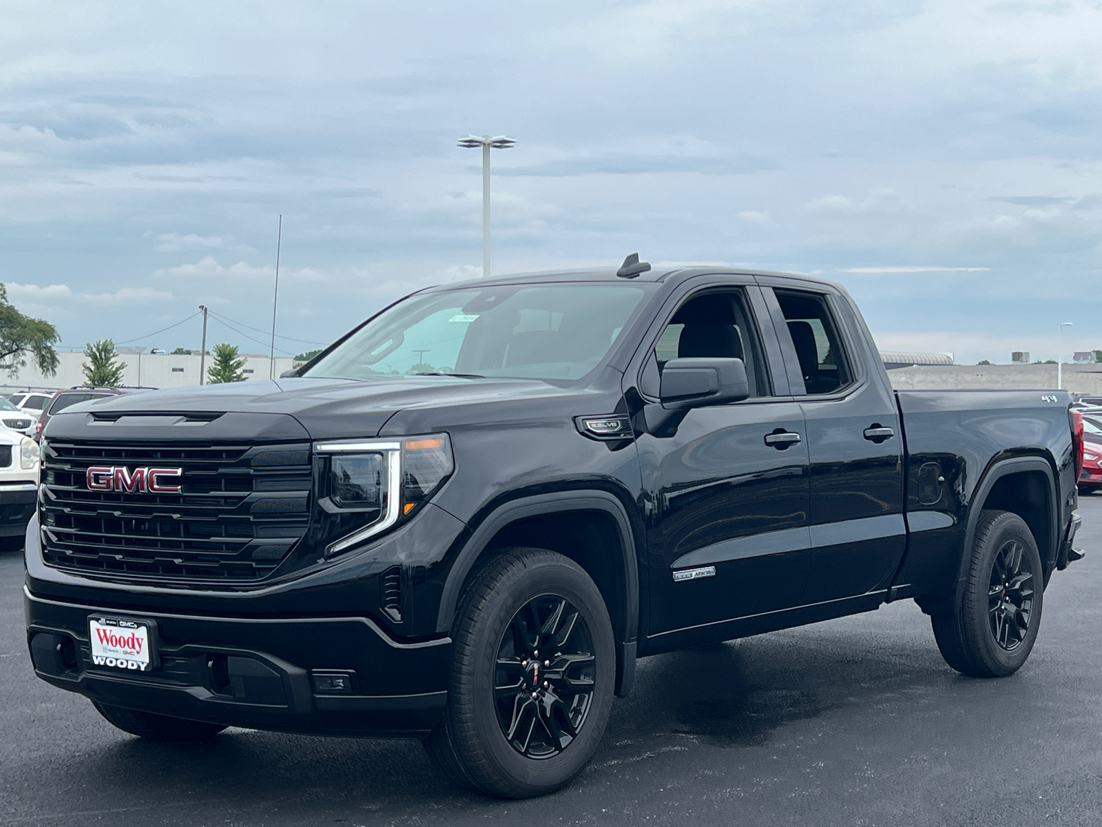 2024 GMC Sierra 1500 Elevation 4