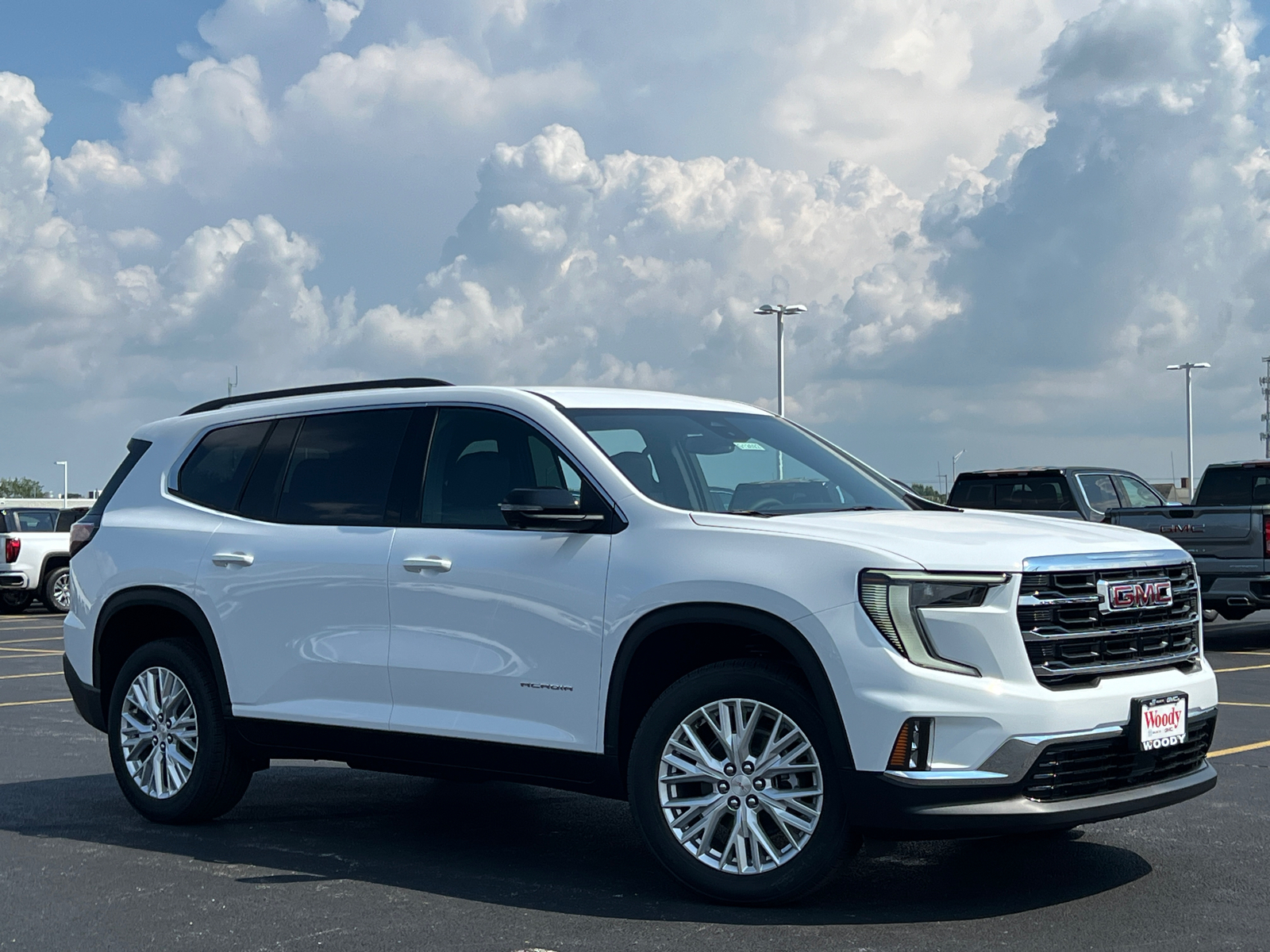 2024 GMC Acadia Elevation 2