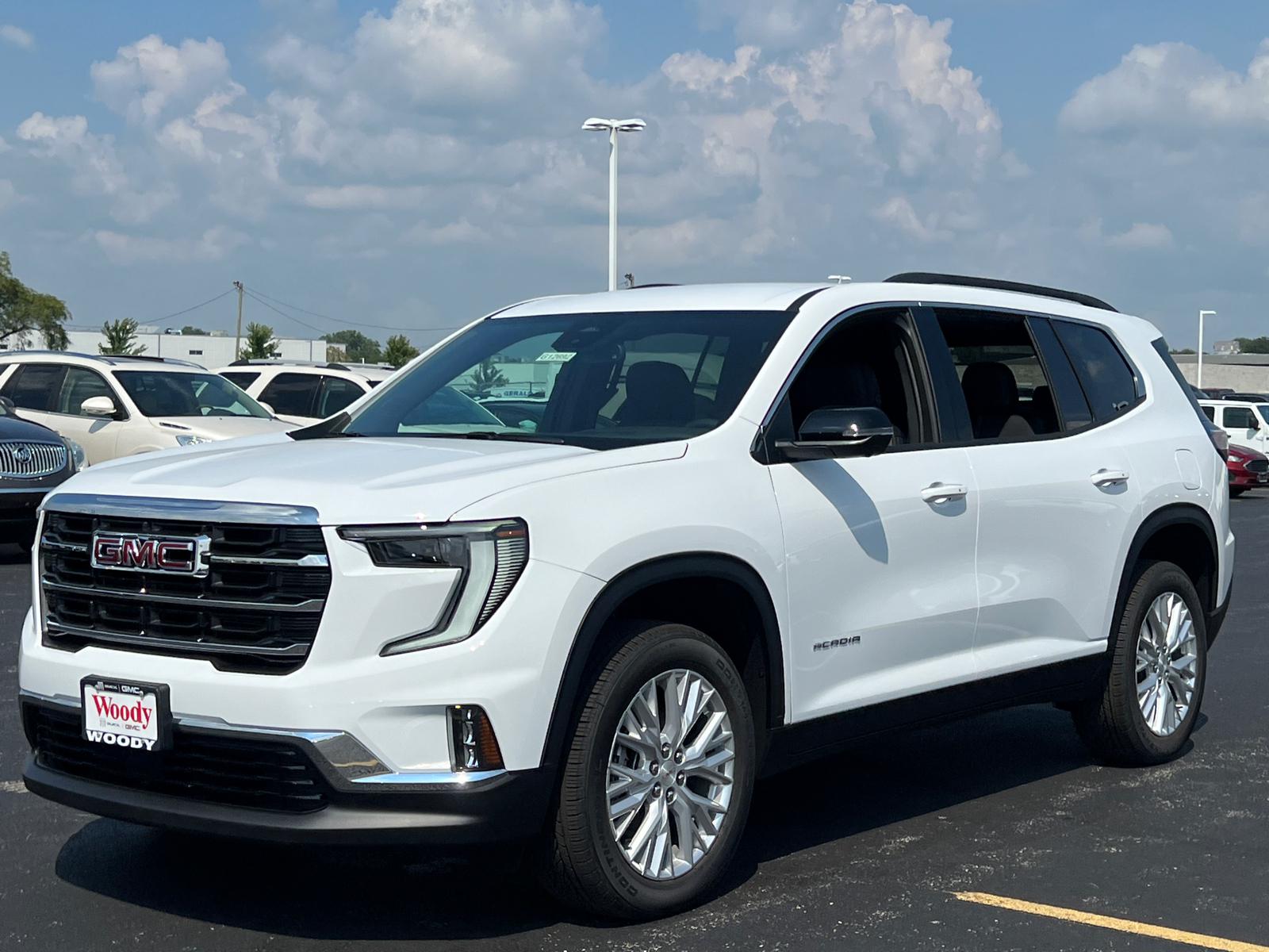 2024 GMC Acadia Elevation 4