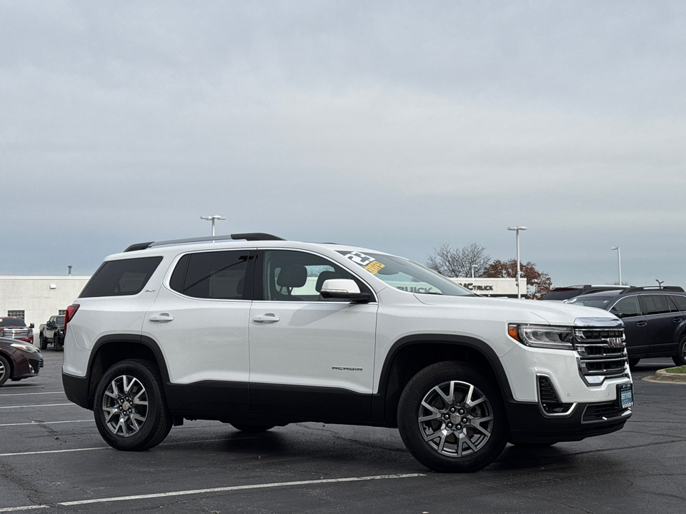 2023 GMC Acadia SLT 2