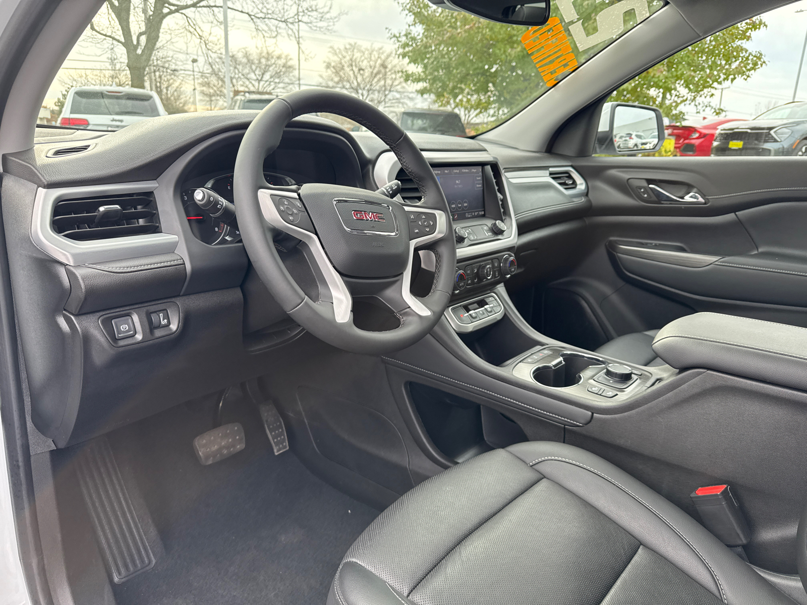 2023 GMC Acadia SLT 18