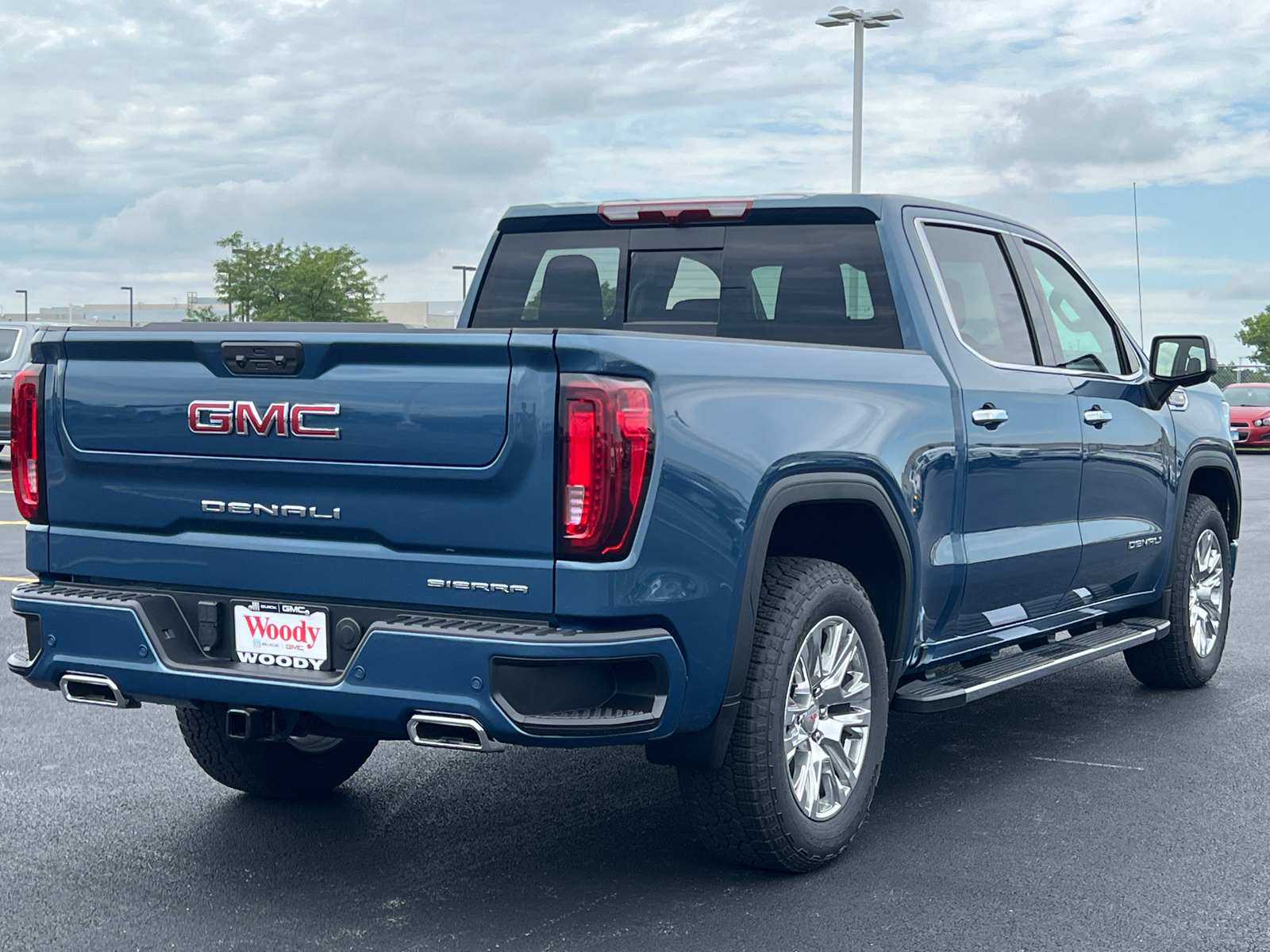 2024 GMC Sierra 1500 Denali 8