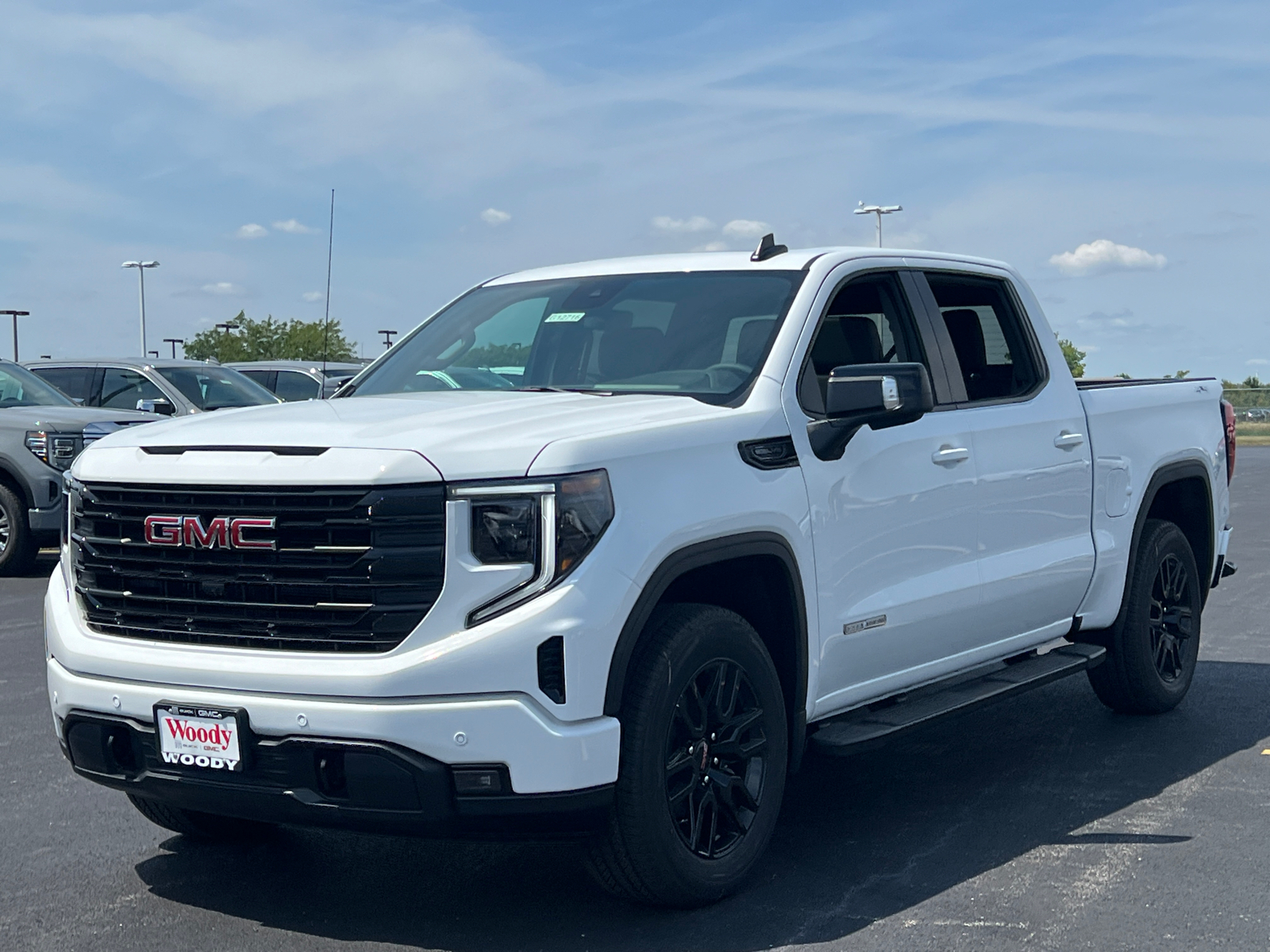 2024 GMC Sierra 1500 Elevation 4