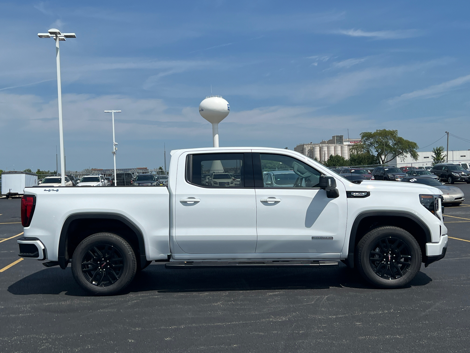 2024 GMC Sierra 1500 Elevation 9