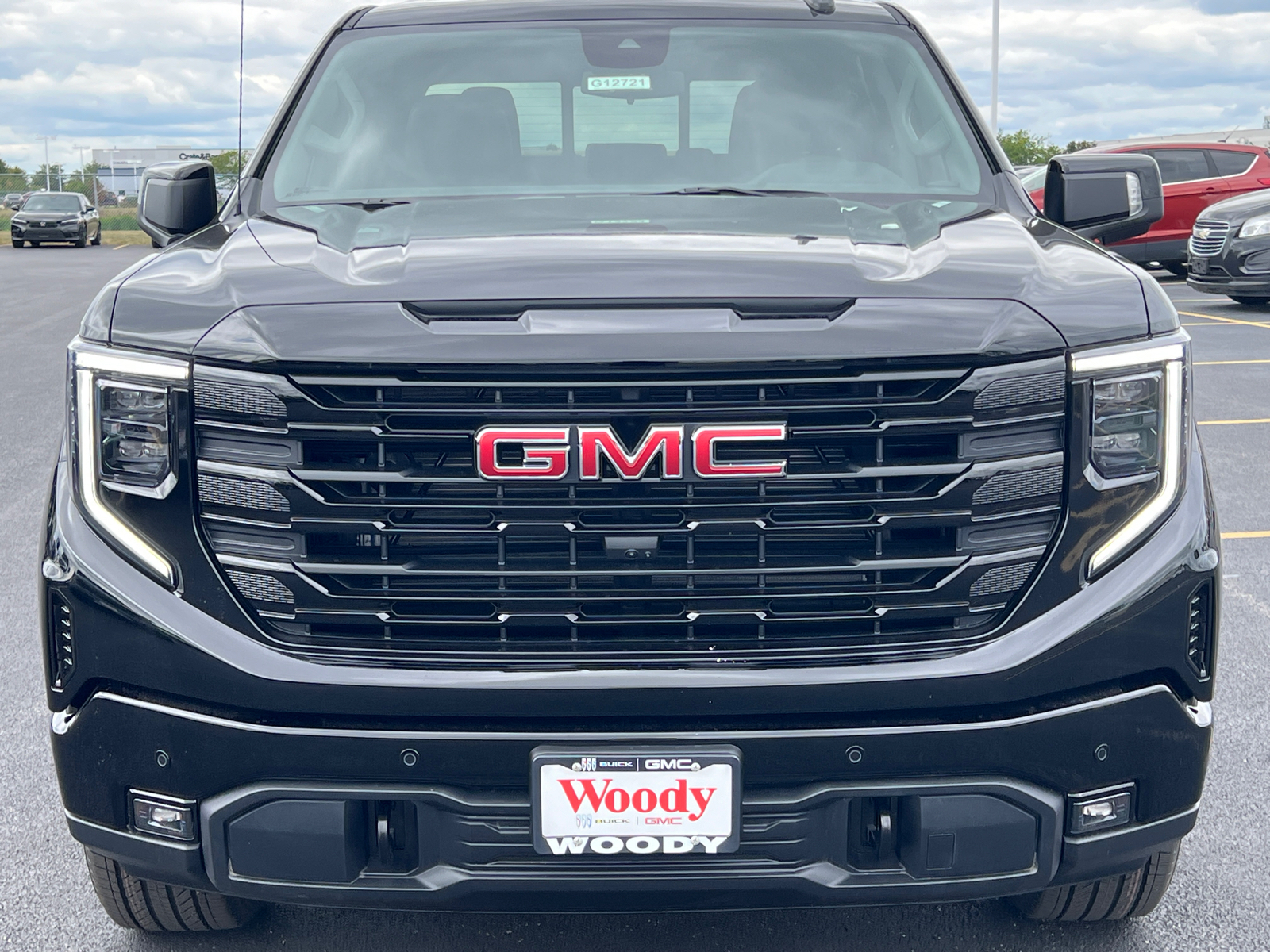 2024 GMC Sierra 1500 Elevation 3