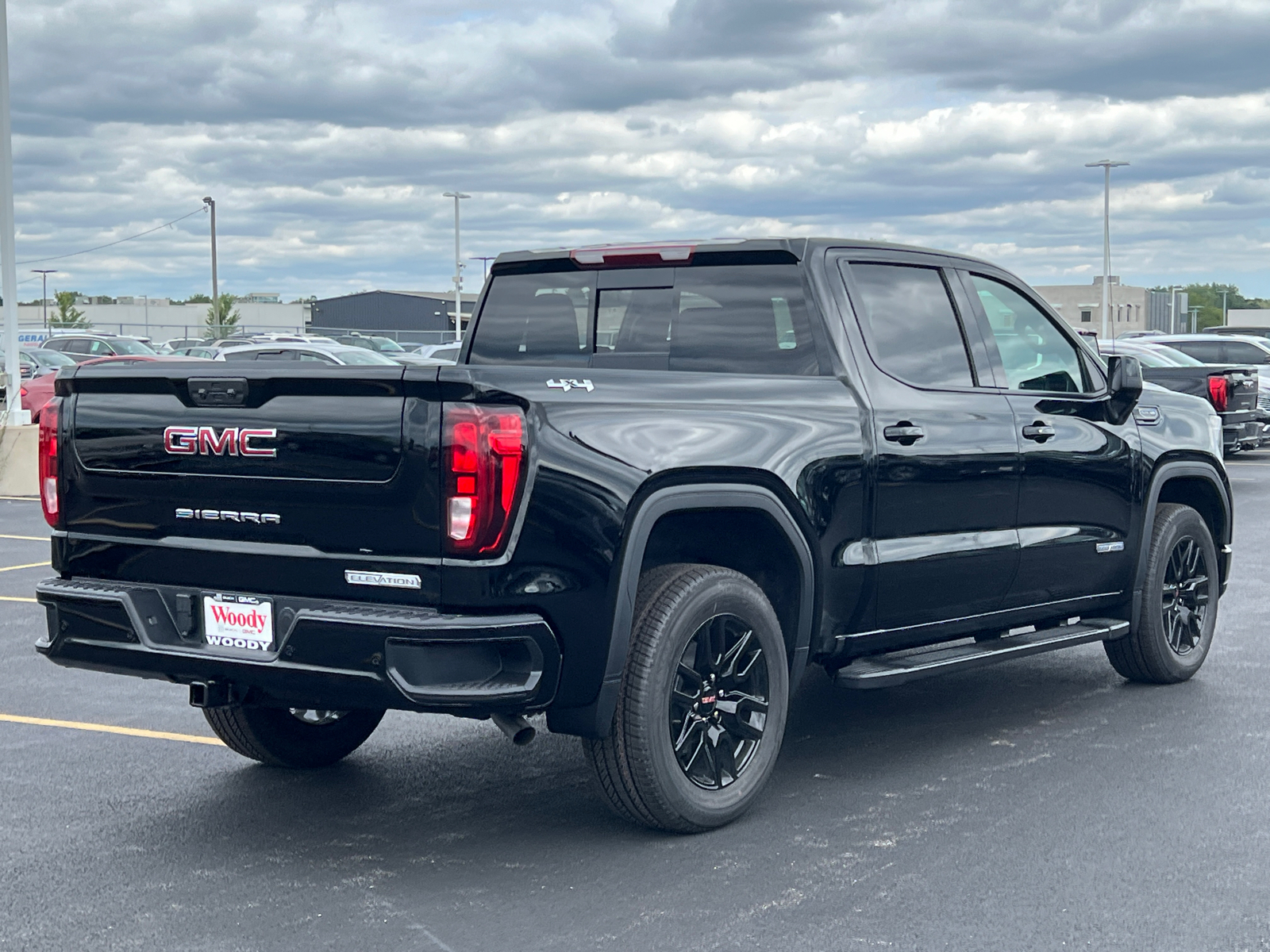 2024 GMC Sierra 1500 Elevation 8