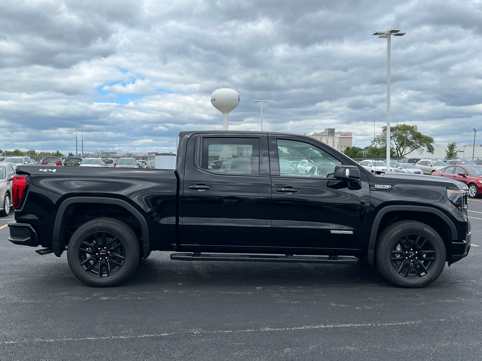 2024 GMC Sierra 1500 Elevation 9