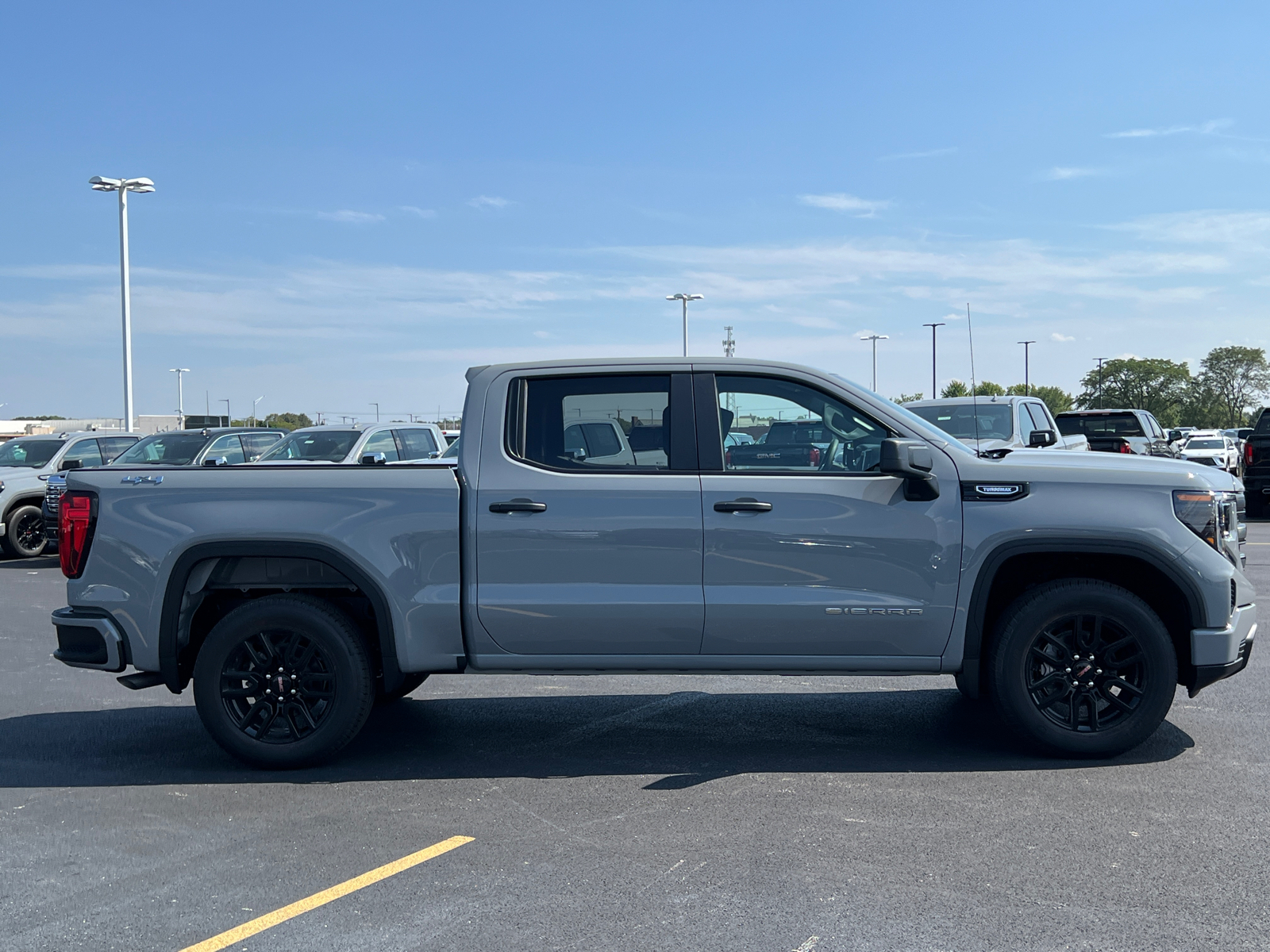 2024 GMC Sierra 1500 Pro 9