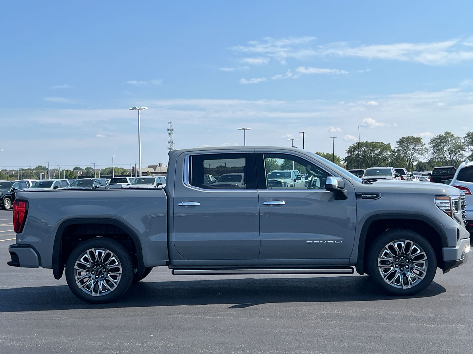 2024 GMC Sierra 1500 Denali Ultimate 9