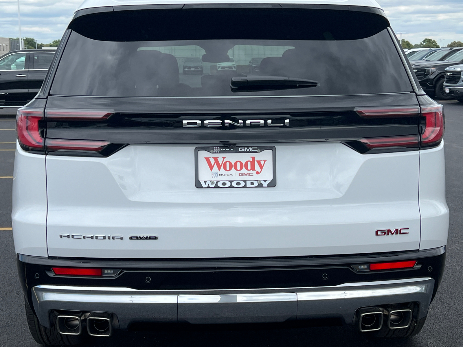 2024 GMC Acadia Denali 7