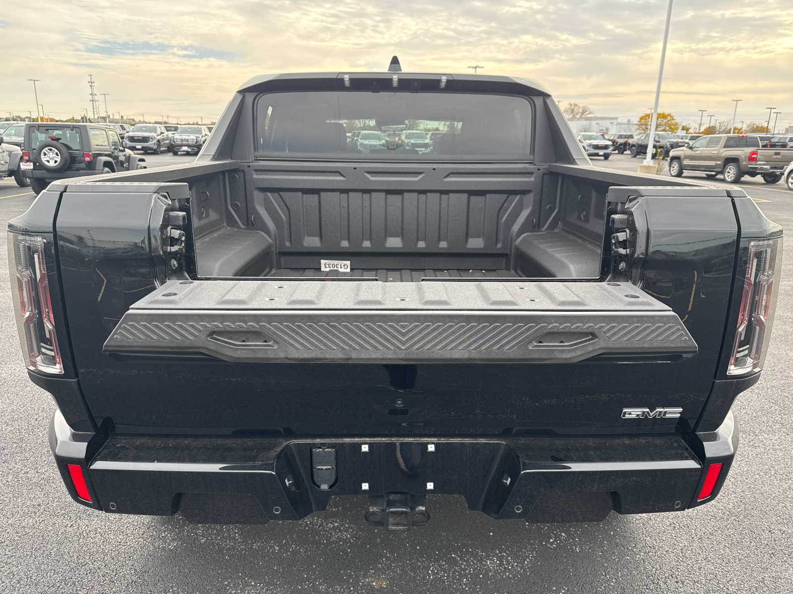 2025 GMC Hummer EV Pickup 3X 34