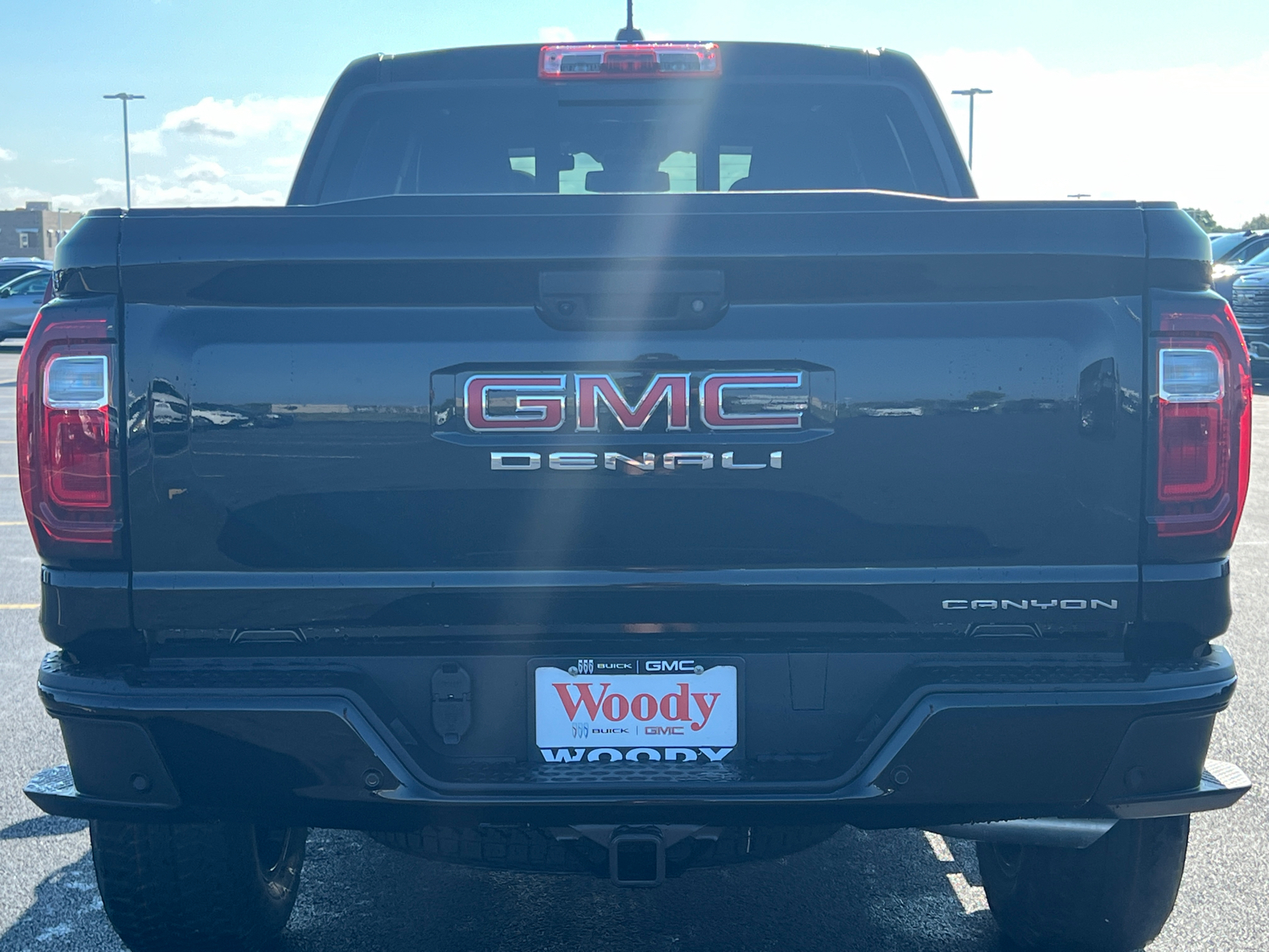 2024 GMC Canyon Denali 7