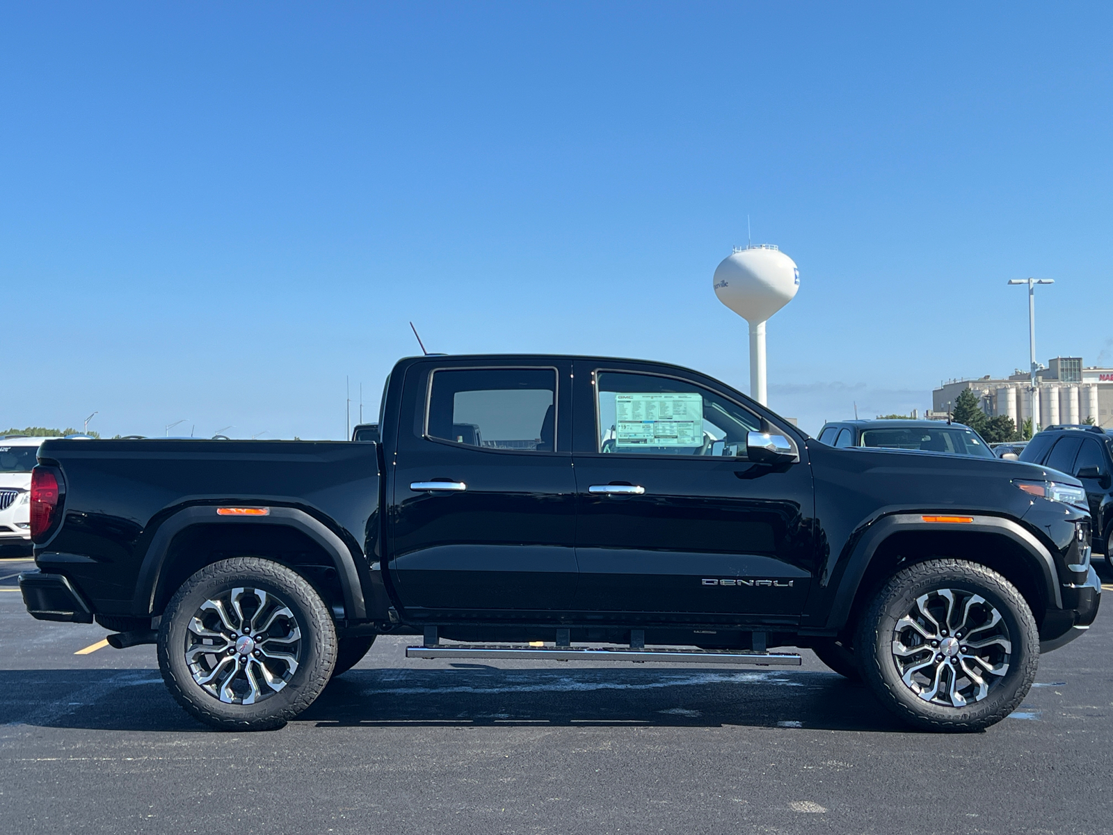 2024 GMC Canyon Denali 9