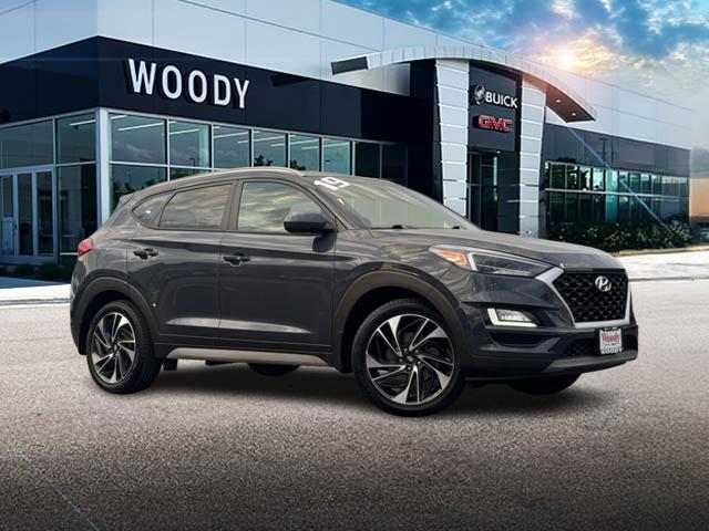 2019 Hyundai Tucson Sport 1