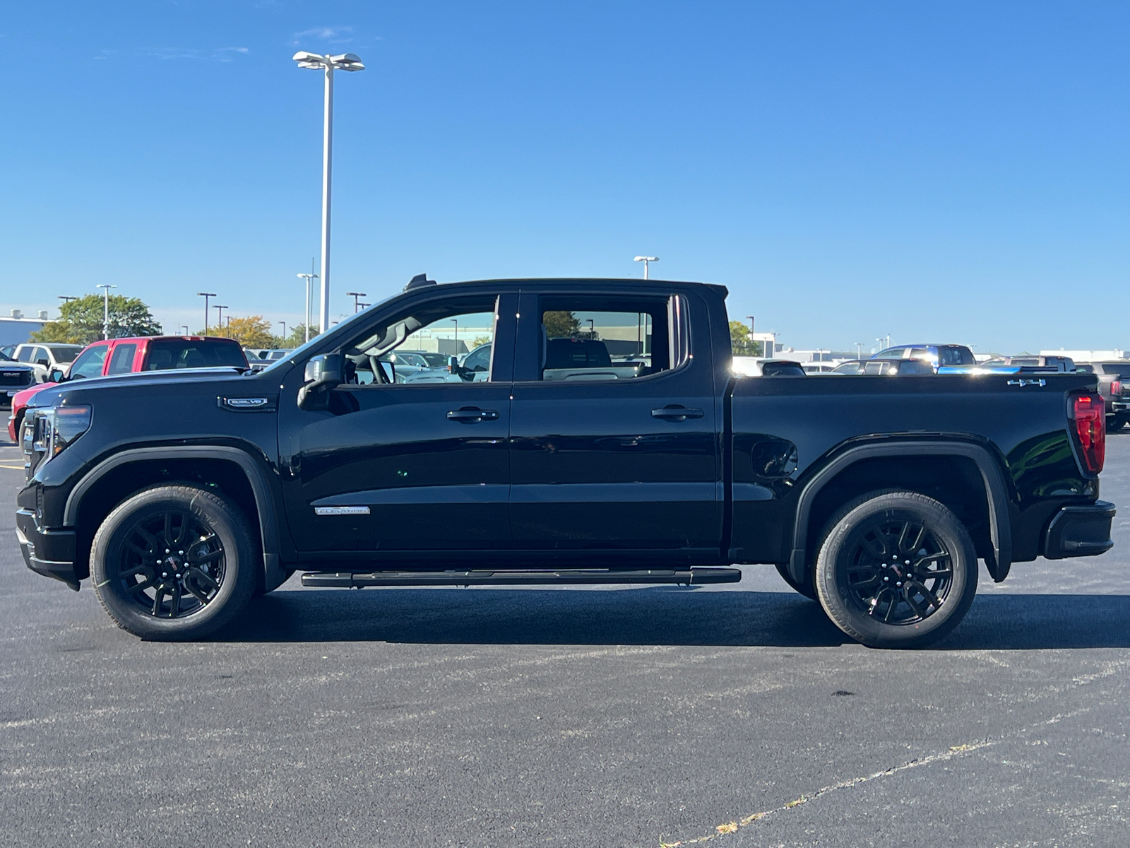 2024 GMC Sierra 1500 Elevation 5