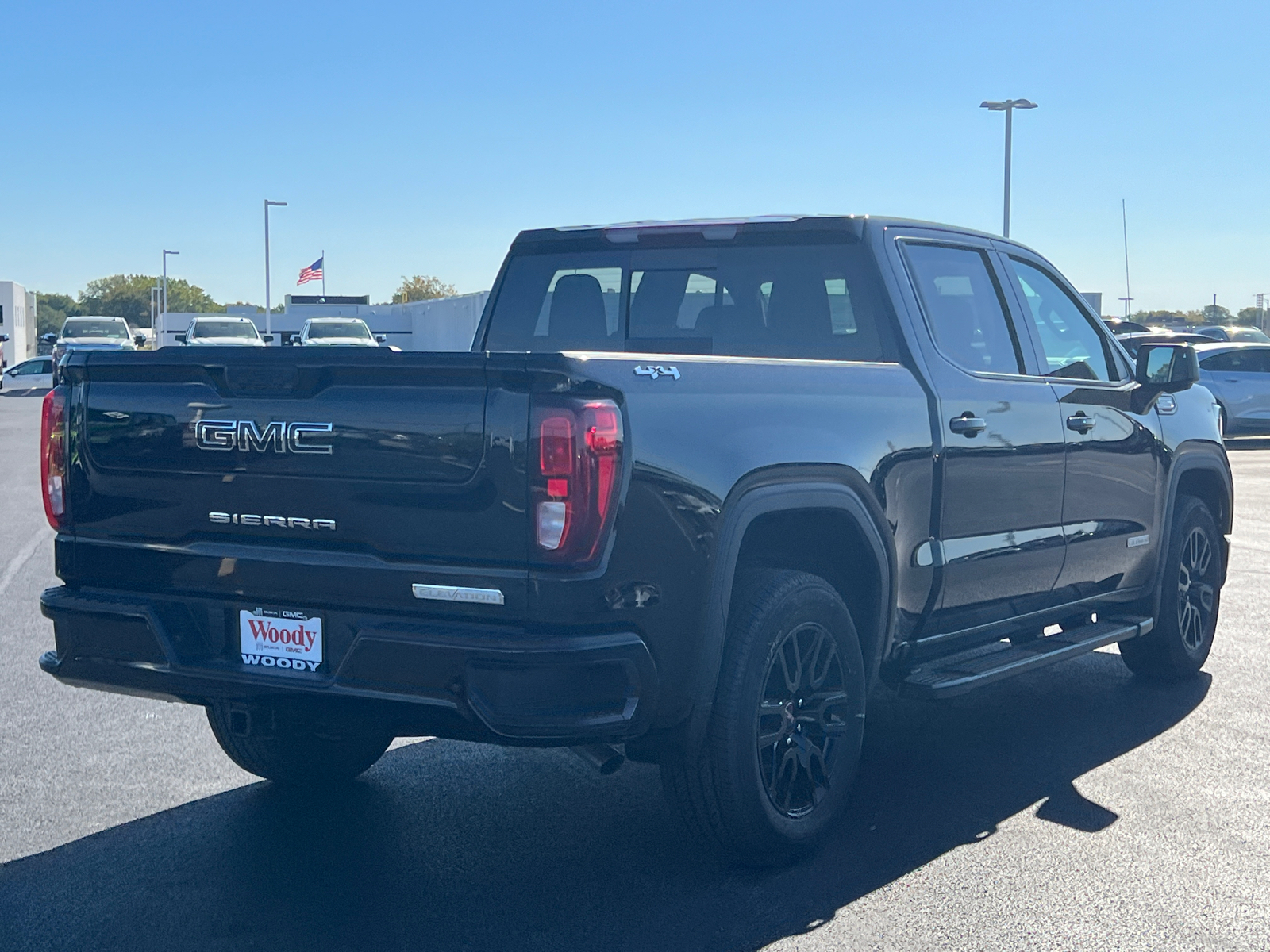 2024 GMC Sierra 1500 Elevation 8