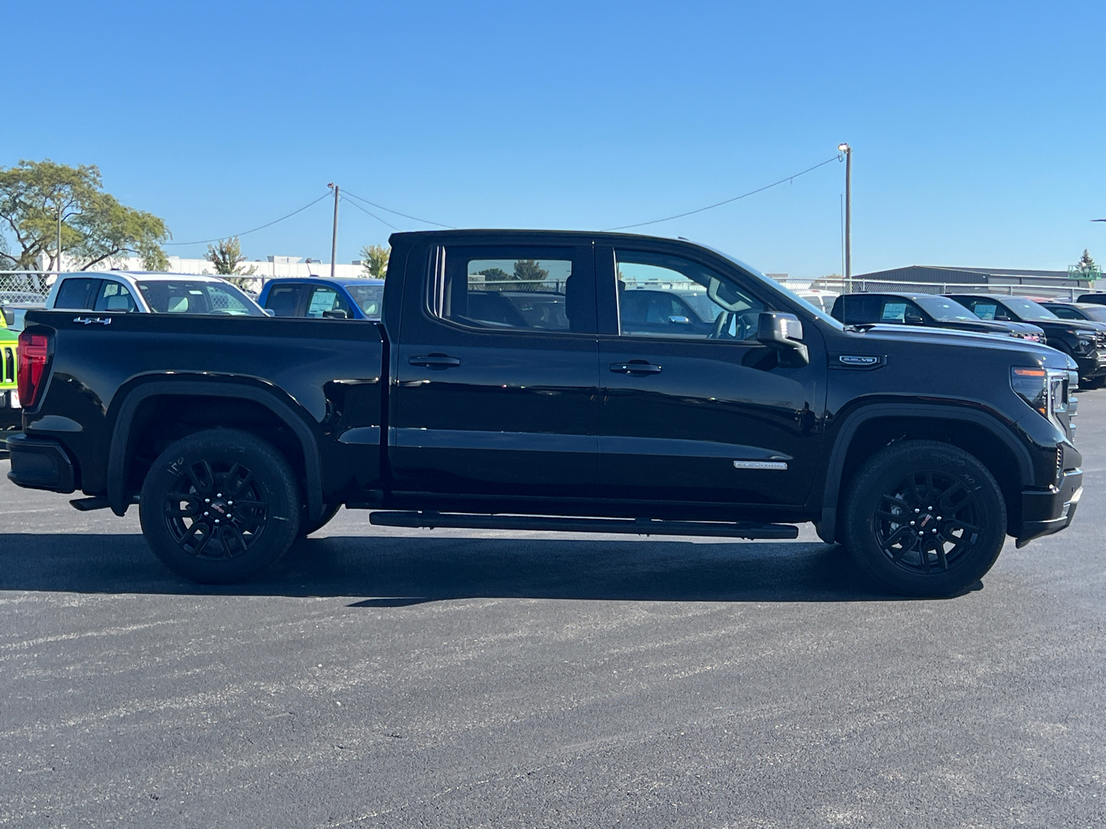 2024 GMC Sierra 1500 Elevation 9