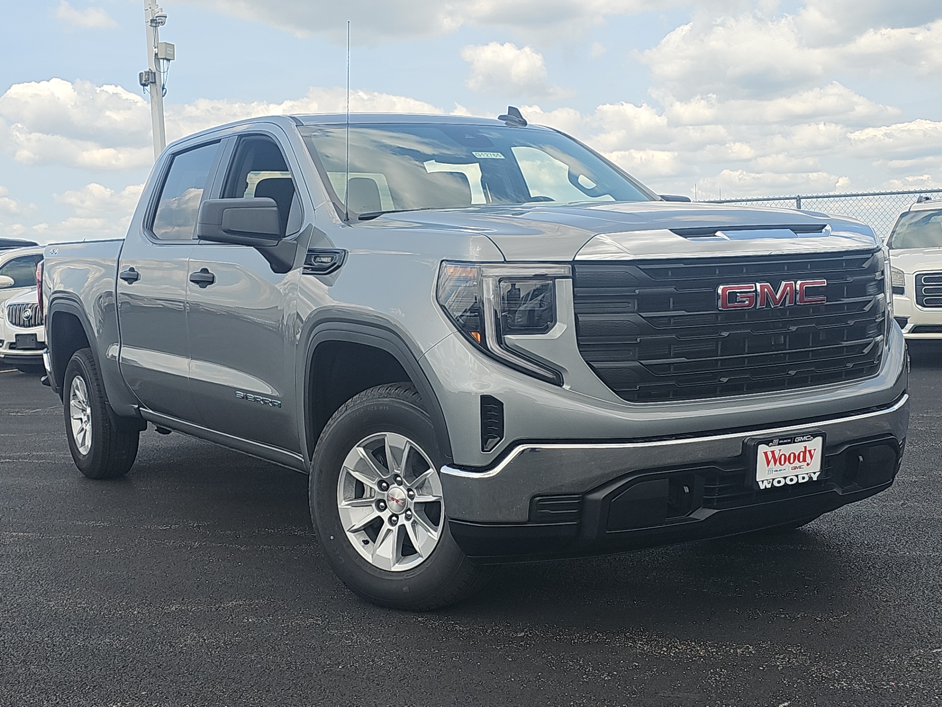 2024 GMC Sierra 1500 Pro 2