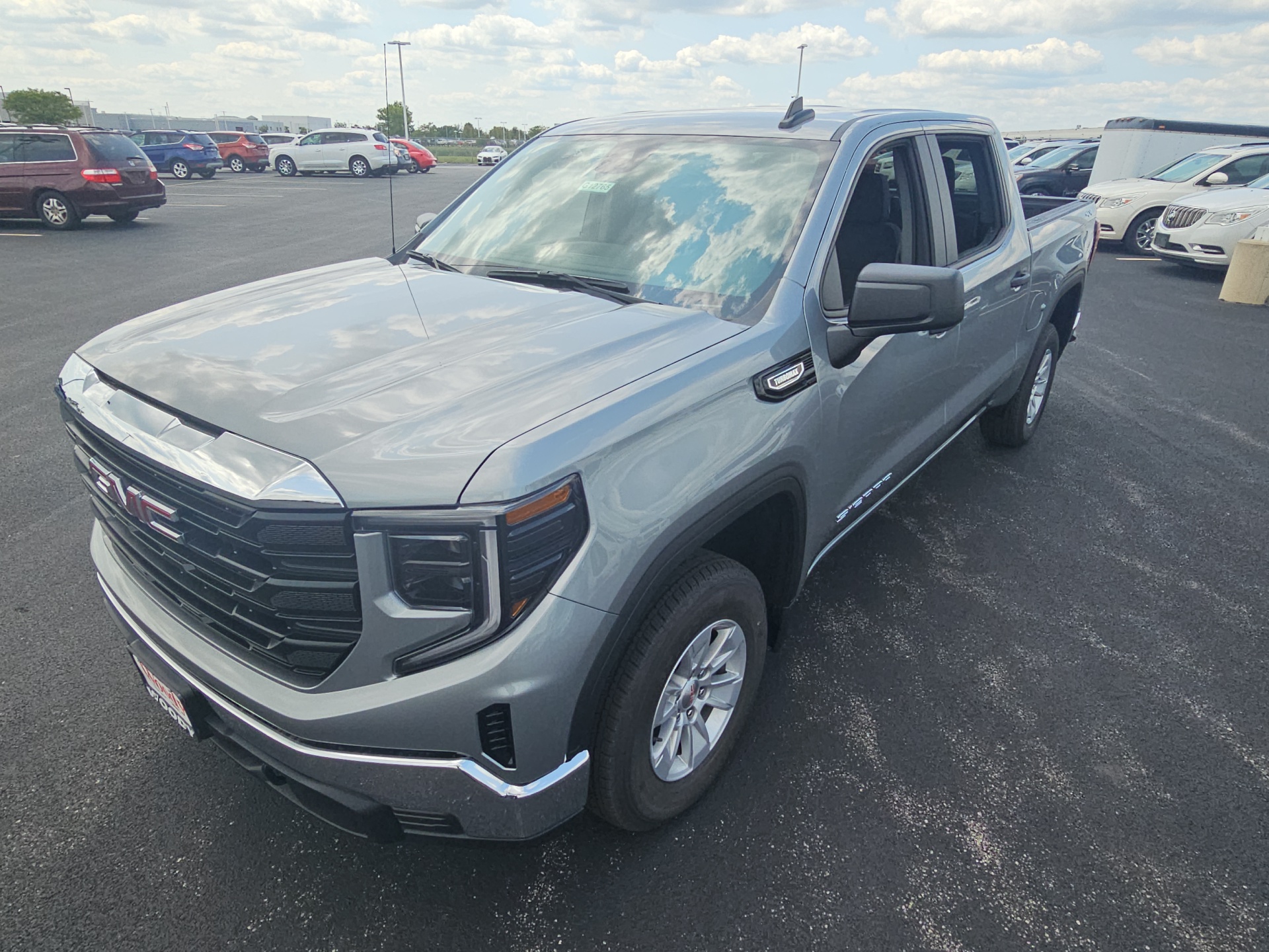 2024 GMC Sierra 1500 Pro 10