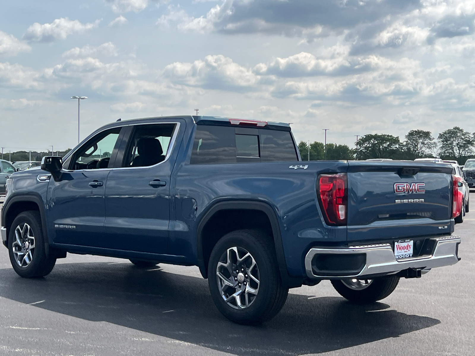 2024 GMC Sierra 1500 SLE 6