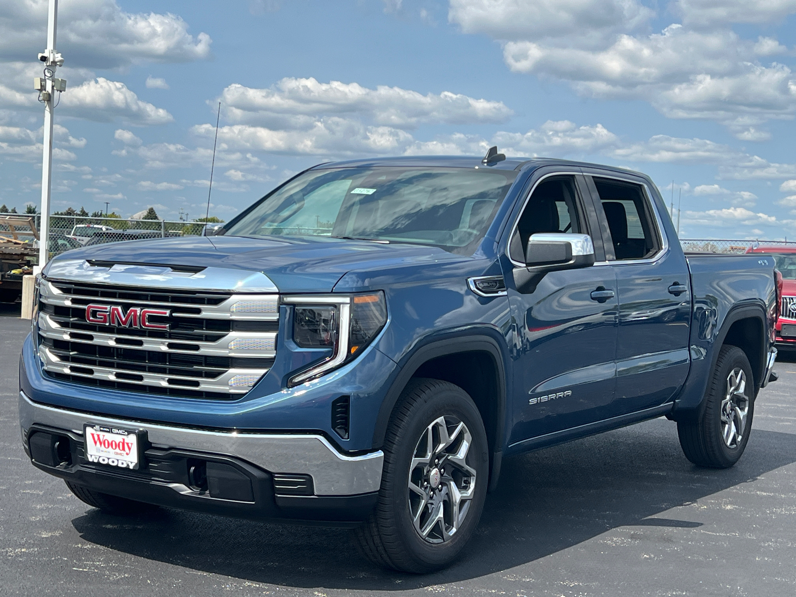 2024 GMC Sierra 1500 SLE 4